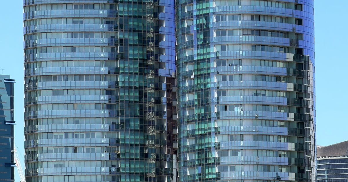 Evaluating Warranty Offers and After-Sales Support in Window Replacement